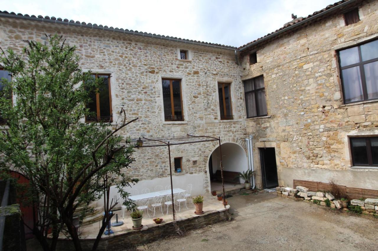 Grand Gite Salavas Bagian luar foto
